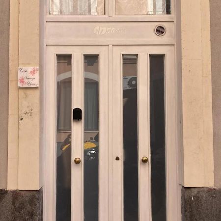 Casa Vacanze Eleonor Aeroporto di Catania Fontana Rossa Esterno foto