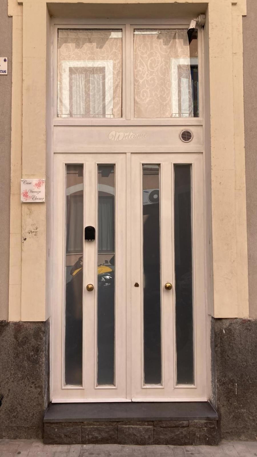 Casa Vacanze Eleonor Aeroporto di Catania Fontana Rossa Esterno foto